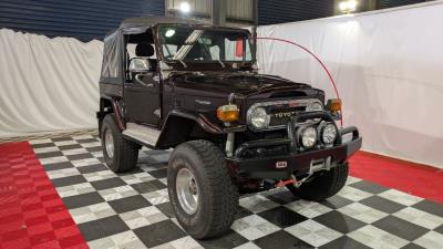 1976 Toyota Land Cruiser IN AUCTION AT LLOYDS SUV FJ40 Land Cruiser FJ40 for sale in Carrara